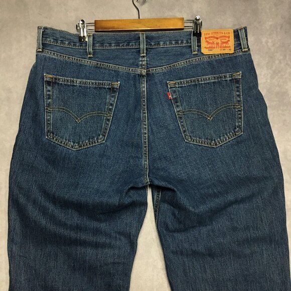 Levis Mens 550 Relaxed Fit Blue Jeans size 40x32 Cotton Denim Pants Copper Rivet - Picture 2 of 16